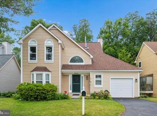 14936 McKnew Rd, Burtonsville, MD 20866