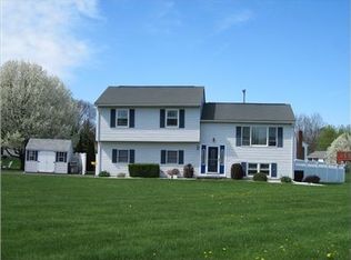 12 Susan Cir, Enfield, CT 06082