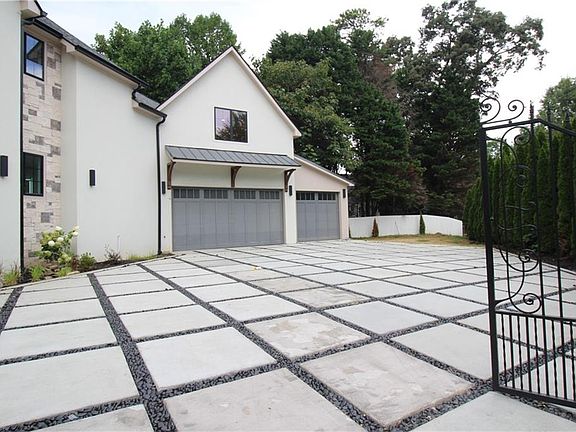 4th image of 39 Johnson Ferry Rd NE