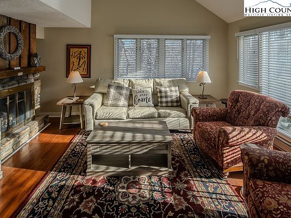 3rd image of 1443 Sugar Mountain Drive #G 37A