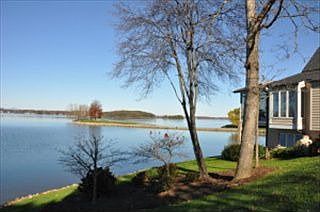 4th image of 300 Island Green Dr