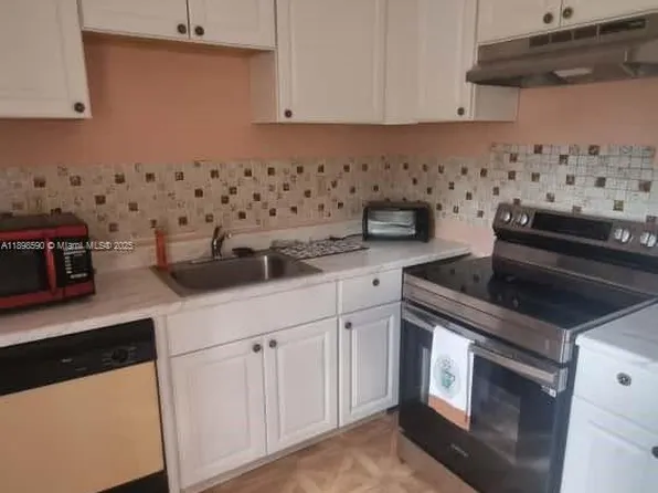 176 Piedmont Way #D, Delray Beach, FL 33484