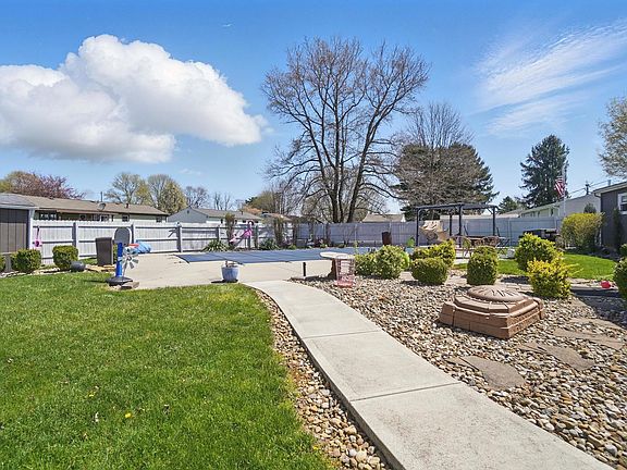 4th image of 140 Swainford Dr