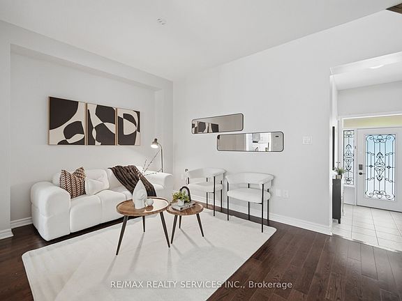4th image of 54 Losino St