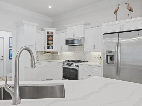 285 Tequesta Dr, Destin, FL 32541