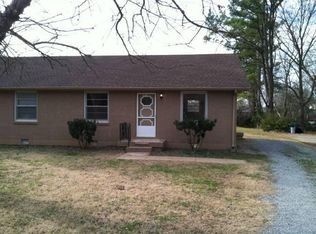 114 Shirley Dr, Hendersonville, TN 37075