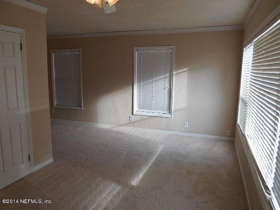 3rd image of 3424 Fleet St