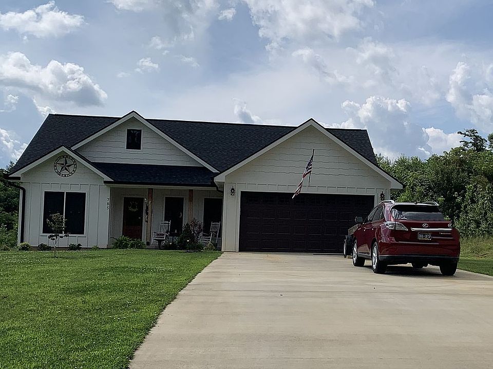 2nd image of 785 Old Hall Rd