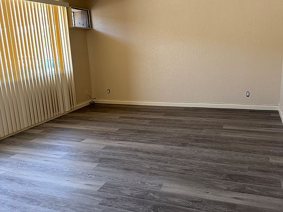 4th image of 1090 Caputo Ct #3