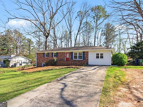 2nd image of 3461 Ridgecrest Dr