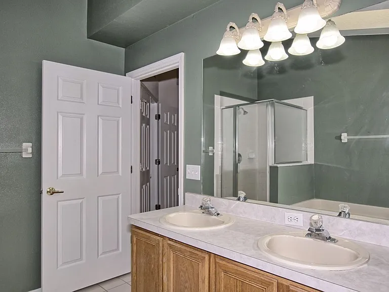 132 Azalea Dr — Photo 29