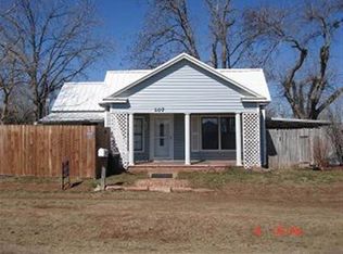 107 W Kiowa St, Marlow, OK 73055