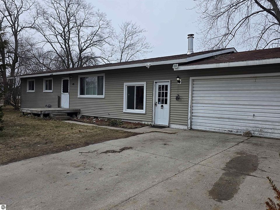 1st image of 4669 McNichol Ave