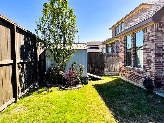 4th image of 12311 Carita Ct