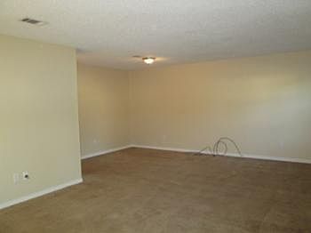 4th image of 8355 Harbour Square Dr