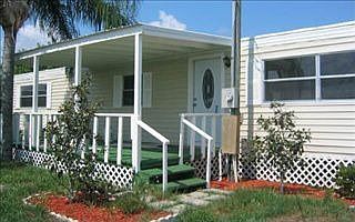 5th image of 147 Highlands Lake Dr