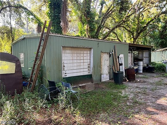 4th image of 5103 Taylor Rd N