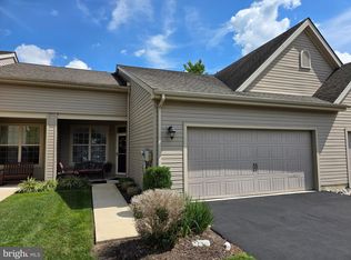 6 Fountainview Dr, Newark, DE 19713