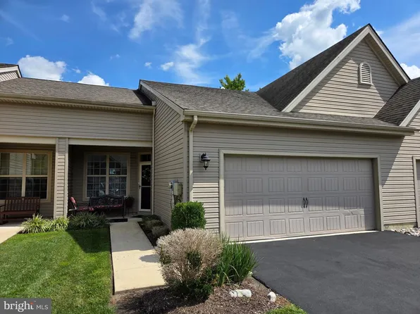6 Fountainview Dr, Newark, DE 19713