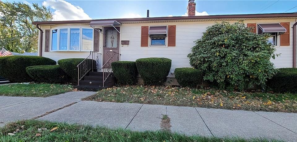 2nd image of 130 Jordan Ave