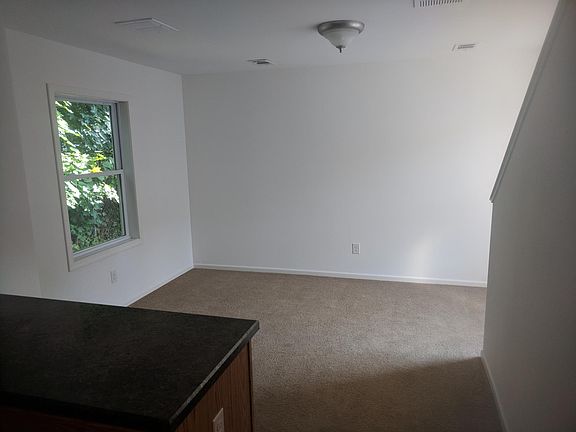 5th image of 118 Ohear Ct