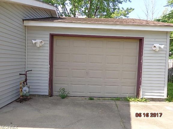 3rd image of 1191 Andy Dr