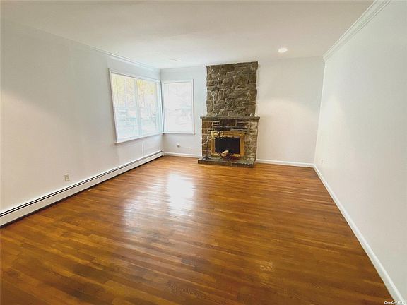 2nd image of 34 Maplewood Dr