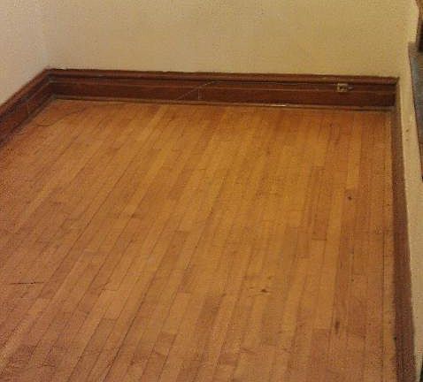 2nd image of 1338 W Barry Ave #1