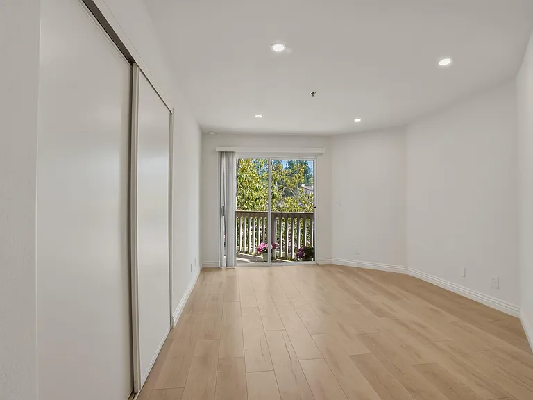 675 Oak Run Trl #301 — Photo 14