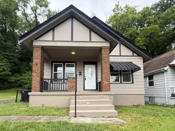 2755 Robert Ave, Cincinnati, OH 45211