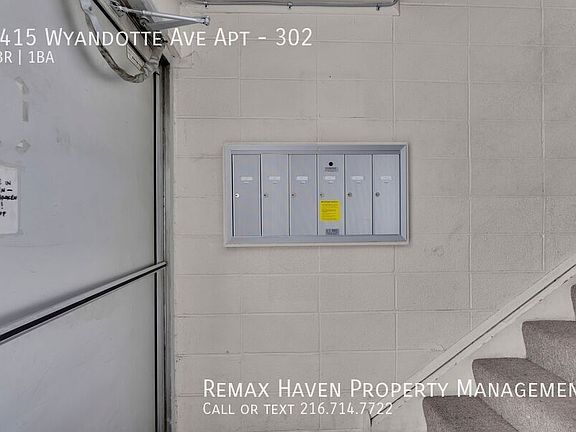4th image of 1415 Wyandotte Ave #302