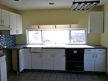 2nd image of 1119 Fremont Ave NW