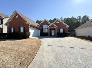 2278 Forest Lakes Ln, Sterrett, AL 35147