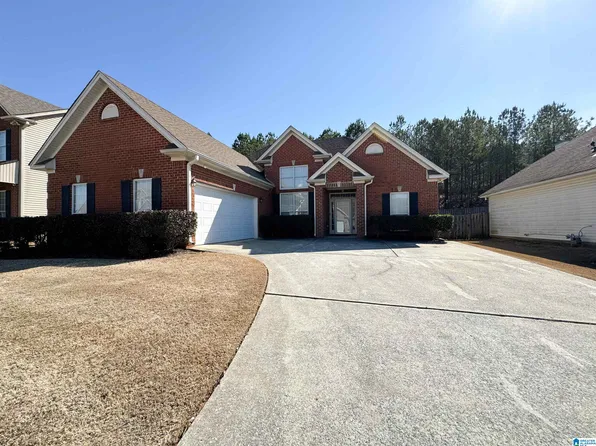 2278 Forest Lakes Ln, Sterrett, AL 35147