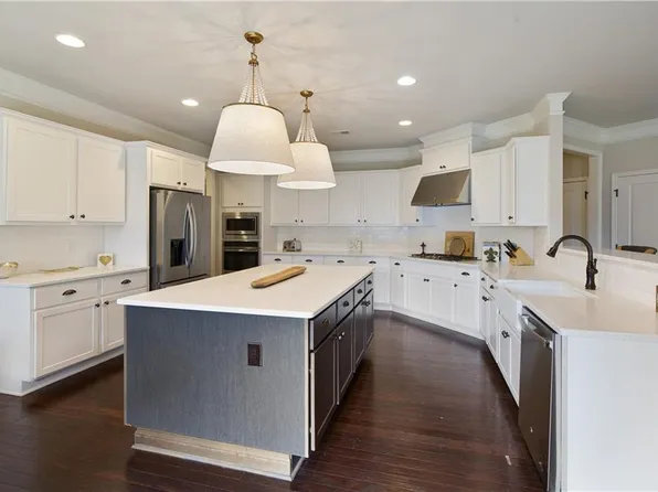 201 Smarty Jones Ct, Canton, GA 30115