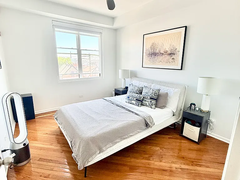 2317 W Wolfram St #413 — Photo 6
