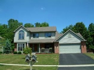 878 Hickory Creek Dr, Temperance, MI 48182