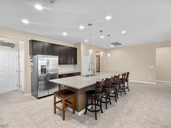 5th image of 8057 Eve Rock St