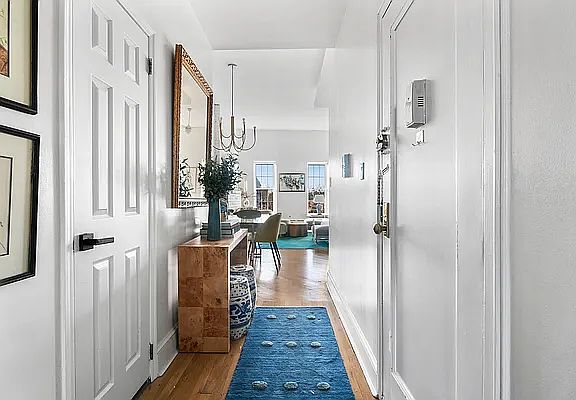 5th image of 233 Court St #4