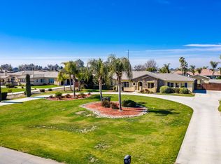 8590 Serrano Ave, Hanford, CA 93230