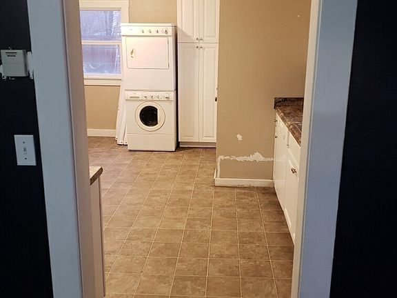 4th image of 20 West Ave
