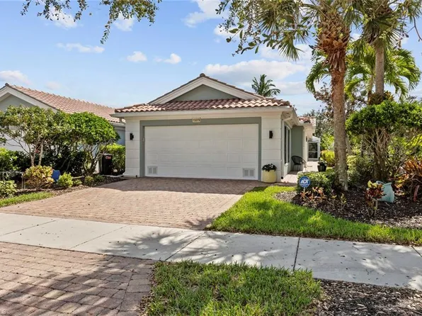 15379 Queen Angel WAY, BONITA SPRINGS, FL 34135