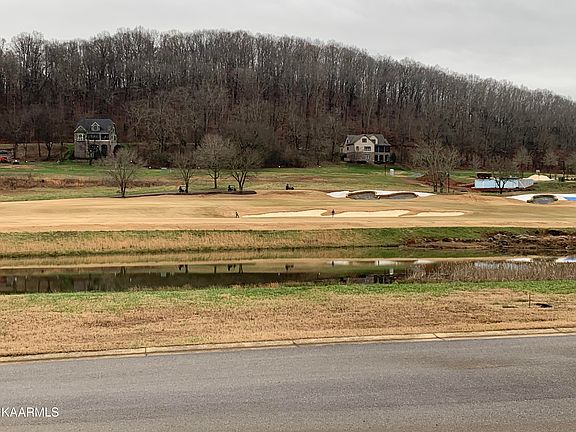 3rd image of 1001 Old Barn Ln