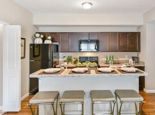 2346 N High St, Columbus, OH 43202