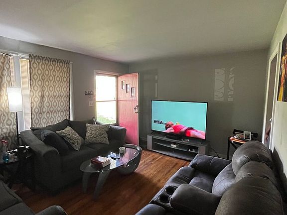 2nd image of 1320 Coreland Dr Unit A