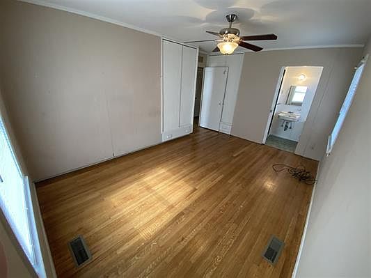 3rd image of 4140 Kimball Ave