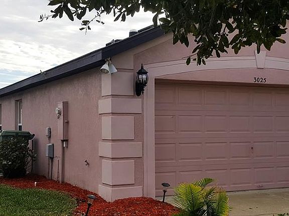 3rd image of 3025 White Cedar Cir