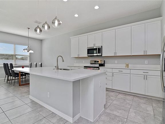 5th image of 4900 Tortuga St