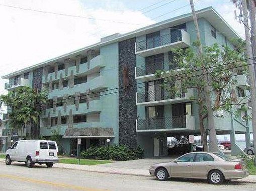 1st image of 1820 S Treasure Dr APT 504