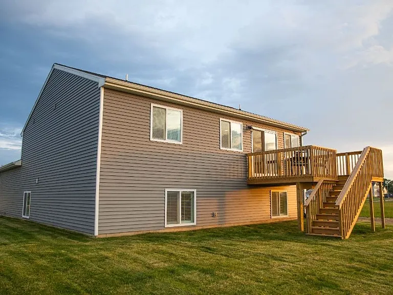 59490 Glidden St — Photo 2